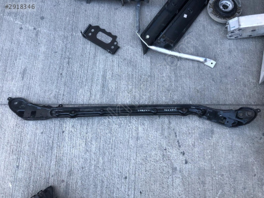 BMW 3 SERİ G20 ÖN PANEL ÜST DEMİR 1398540008