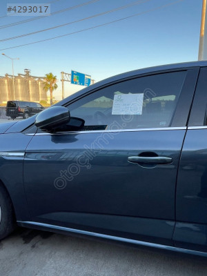 MEGANE 4 SOL ÖN KAPI ORJİNAL SÖKME (HATASIZ) DOLU - 801013672R