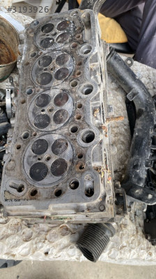Opel corsa c 1.7 silindir kapagi