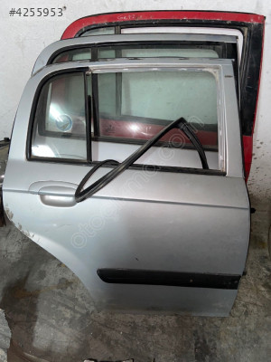HYUNDAİ GETZ SAĞ ARKA KAPI