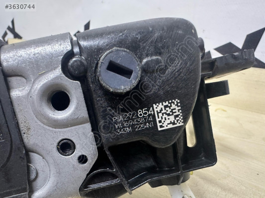 Peugeot 208 Sol Arka Kapı Kilidi