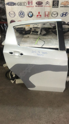 2012-2018 TOYOTA YARİS SAĞ ARKA KAPI