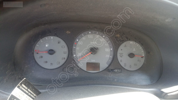 Renault Clio km saati çıkma