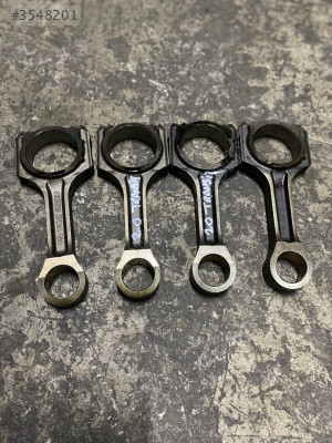 Ford Custom 2.0 Piston Kolu [.€FE]