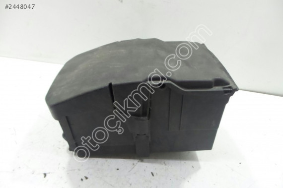 FORD FOCUS 2004-2011 ARASI AKÜ KORUMA KUTUSU ORJİNAL!!!!!!!!