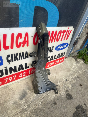 Volvo XC 40 sol ön Çamurluk iç sacı