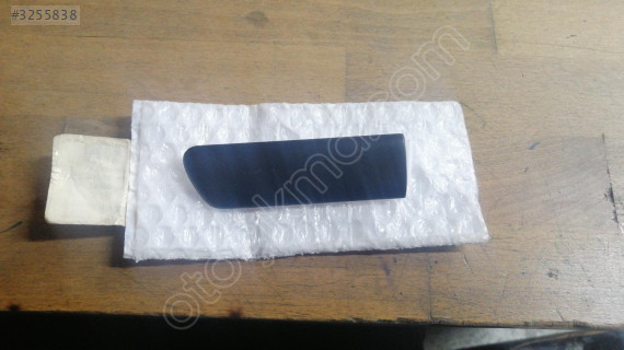Audi A4 B5 Ön Sol Çamurluk ÇİTASI ORJ SIFIR 8d0853973