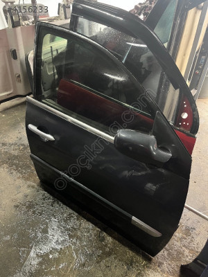 RENAULT MEGAN 2 SAĞ ÖN KAPI DOLU