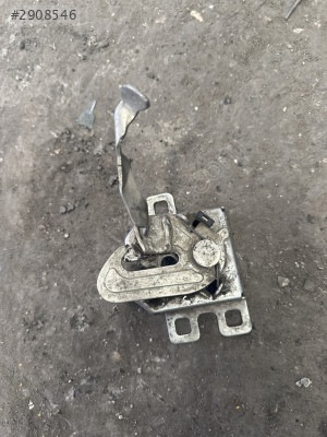 Doblo kaput kilidi