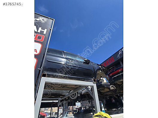 toyota auris kapıları