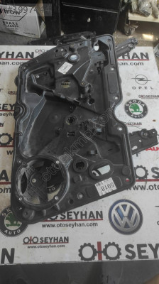 5K1837729T VW Golf 6 ön sol kapı cam krikosu ve panosu