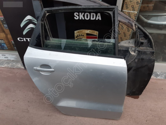 POLO SAĞ ARKA KAPI 2010-2017