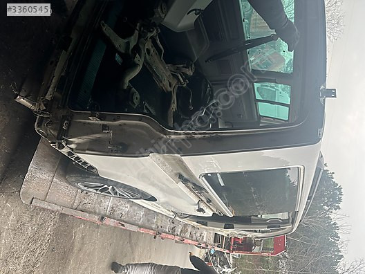 VOLKSWAGEN TRANSPORTER 2014 T6 (KESME) TAVAN ARKA ŞASİ ÇAMURLUK