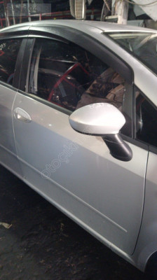 FİAT LİNEA 1,3 EURO 5 SAĞ ÖN KAPI ÇIKMA