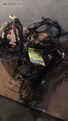 VOLKSWAGEN TRANSPORTER T5 İÇ GÖVDE TESİSATI