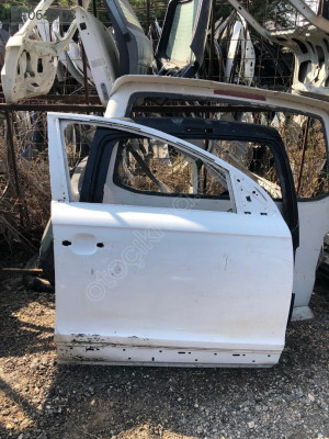 ÇIKMA AUDİ Q7 SAĞ ÖN KAPI
