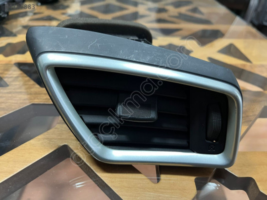 QASHQAİ J11 SAĞ KALORİFER IZGARASI ORJİNAL