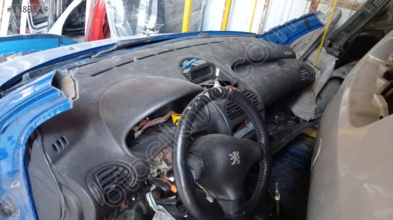 Peugeot 301 için Çıkma Komple Torpido - 206 Model Göğüslük