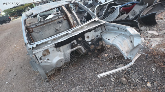 Wolksvagen amarok 2014 model sol on ceyrek