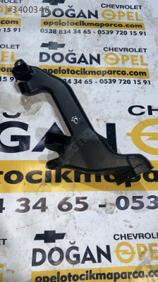 Opel Astra J Ayak Isıtma Hava Borusu GM