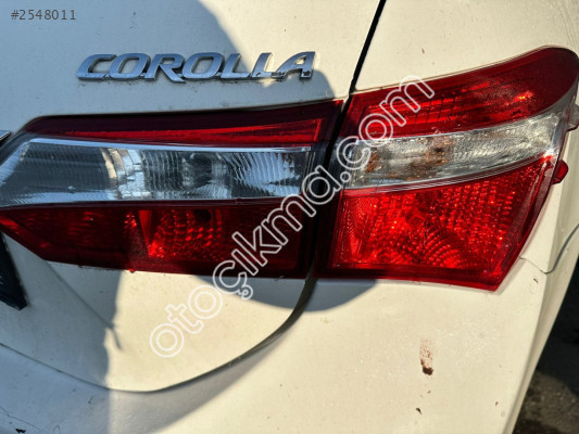 TOYOTA COROLLA ORJİNAL SOL SAĞ STOP ÜÇEL OTO YEDEK PARÇA