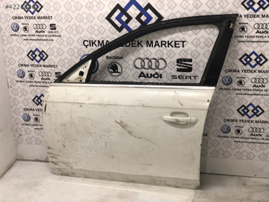 AUDİ A4 SOL ÖN KAPI  2012