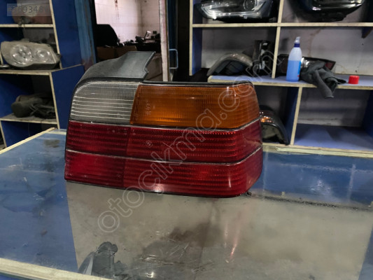 BMW E 36 ORJİNAL SAĞ STOP LAMBASI