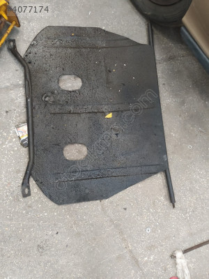 ÇIKMA VW BORA MOTOR ALT MUHAFAZA