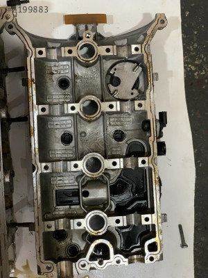 AUDİ A4  A5  Q5 2.0 TFSİ 06H103373J SİLİNDİR KAPAĞI