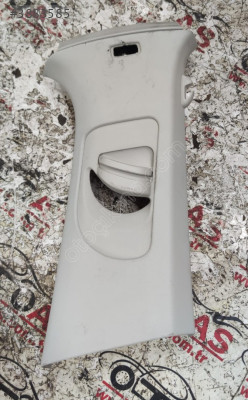 VOLKSWAGEN GOLF 7.5 ORTA DİREK KAPLAMA BAKALİTİ 5G4868312