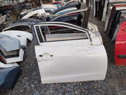 KİA CERATO SAĞ ÖN KAPI ORİJİNAL ÇIKMA 2014-15-16