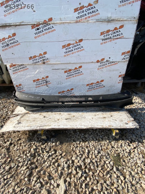 Hyundai bayon çıkma ön cam ızgarası 2021-2024