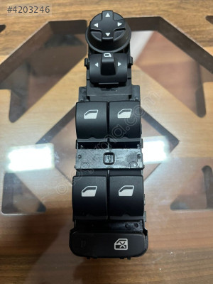 308 SOL ÖN CAM DÜĞMESİ ORJİNAL  (TEK SOKET)