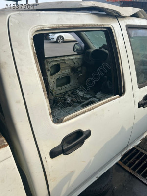 ISUZU D-MAX SAĞ ARKA KAPI EURO3