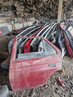 Skoda favorit sol arka kapı