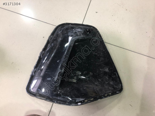 BMW 5 SERİ İ5 G60 M ÖN TAMPON SAĞ SİS ÇERÇEVESİ 51118084690
