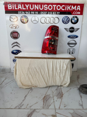 TOYOTA HILUX SOL ARKA STOP SIFIR ORJİNAL
