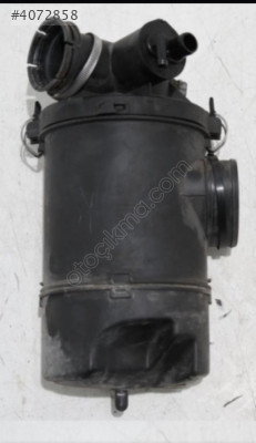 Peugeot 106 1.4 benzinli hava filtresi kapağı 1423C7