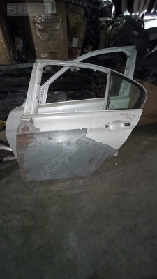 BMW f30 sol arka kapı