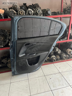 EGEA SAĞ ARKA KAPI AKİL YAMAN OTOMOTİV