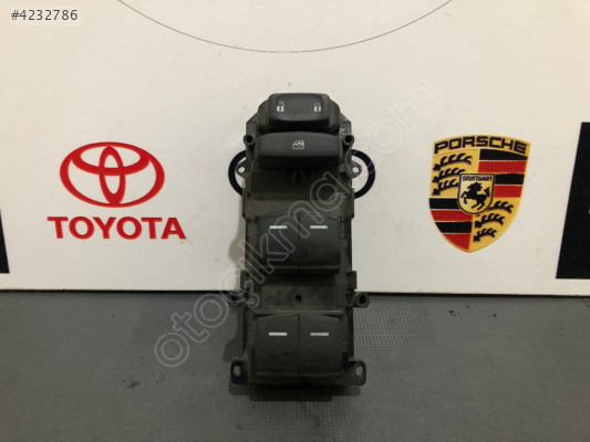 HONDA CİVİC FC5 SOL ÖN CAM DÜĞMESİ ORJİNAL