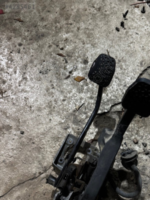 Bmw E36 Debriyaj Fren Pedal Takımı çıkma