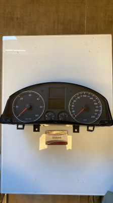A2C53023102 volkswagen caddy 1.9 TDİ kilometre saati