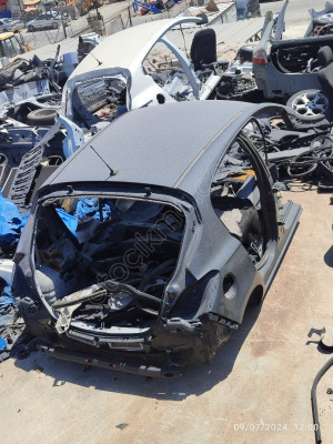Opel corsa tavan arka boş kupa orjinal cikma