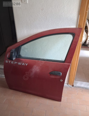 DACİA SANDERO STEPWAY ORJİNAL CIKMA SOL ON KAPI