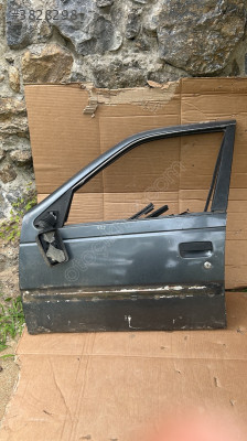 Peugeot 405 sol ön kapı