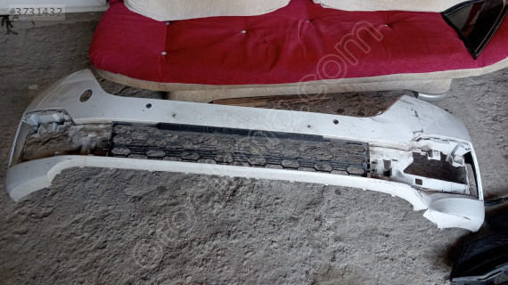 Çıkma Skoda Octavia Ön Tampon Parçası