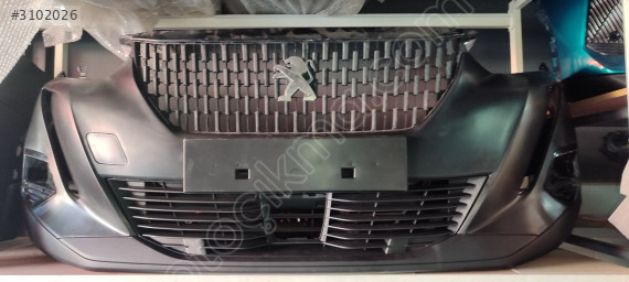 Peugeot 2008 ön tampon GT paket