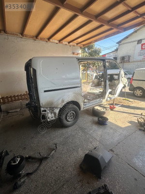 Ford custom sağ arka çamurluk
