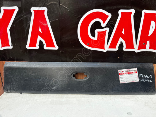 Renault master sağ arka kapı çıtası kapı kapı bandı